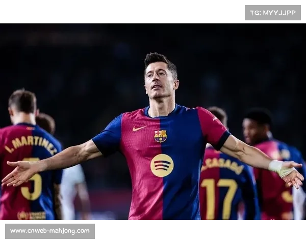 西甲MVP评选引发热议，莱万格列兹曼入围